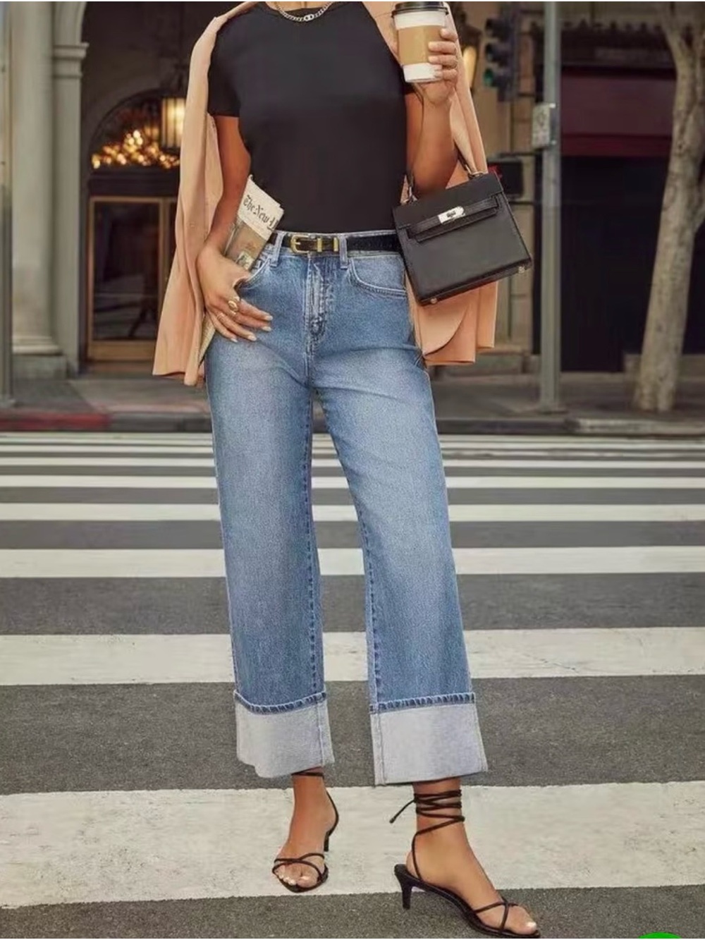 Women’s Cuffed Wide Leg Light Wash Jeans